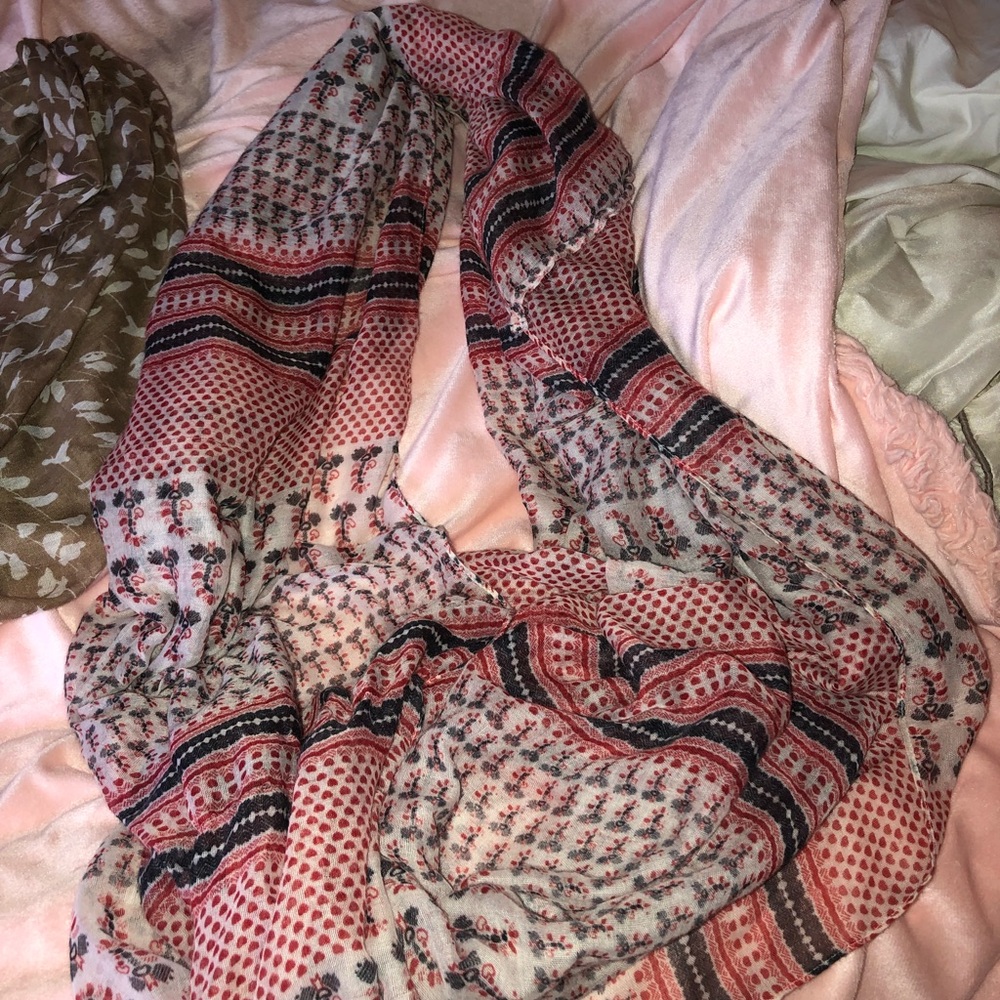 Scarfs bundle - Picture 2 of 3